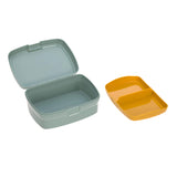 Photo de l'interieur d'un lunch box de couleur verte pale avec à l'interieur une séparation de couleur moutarde