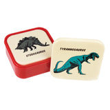 Lot de 2 boites à gouter avec 2 illustrations de dinosaures sur le couvercle. les boites sont rouge et le couvercle beige avec 2 dinosaure diff&rents ; tyrannosaure, stegosaurus. Les boites sont empilées les unes dans les autres