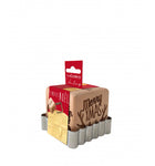 Photo d'un emballage contenant un decoupoir en inox pour biscuit avec à l'ntérieur un tampon en bois en forme de carré. Le tampon est gravé et représente des motifs pour Noêl